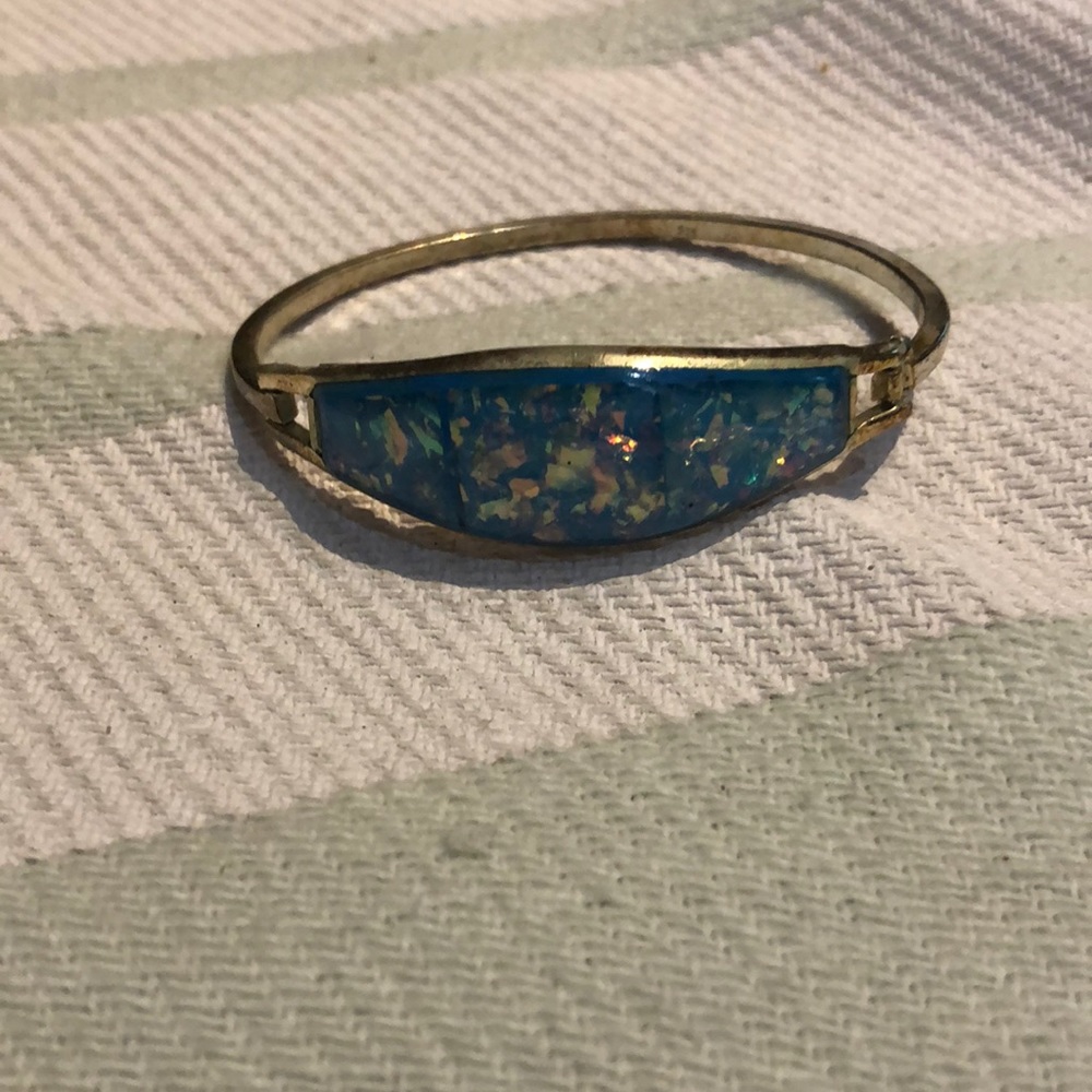 Blue stone bracelet